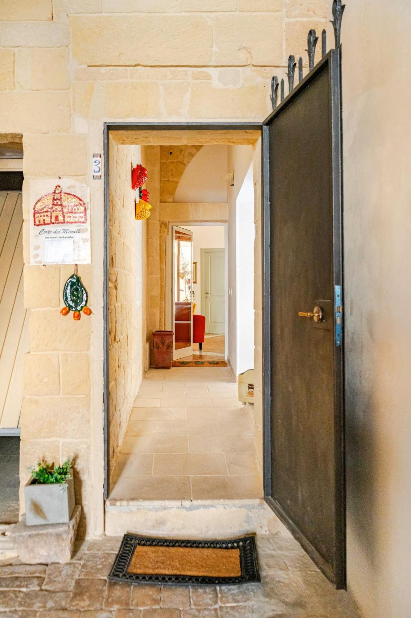 B&B Corte Dei Memoli Di Margiotta Giuseppina Lecce Extérieur photo