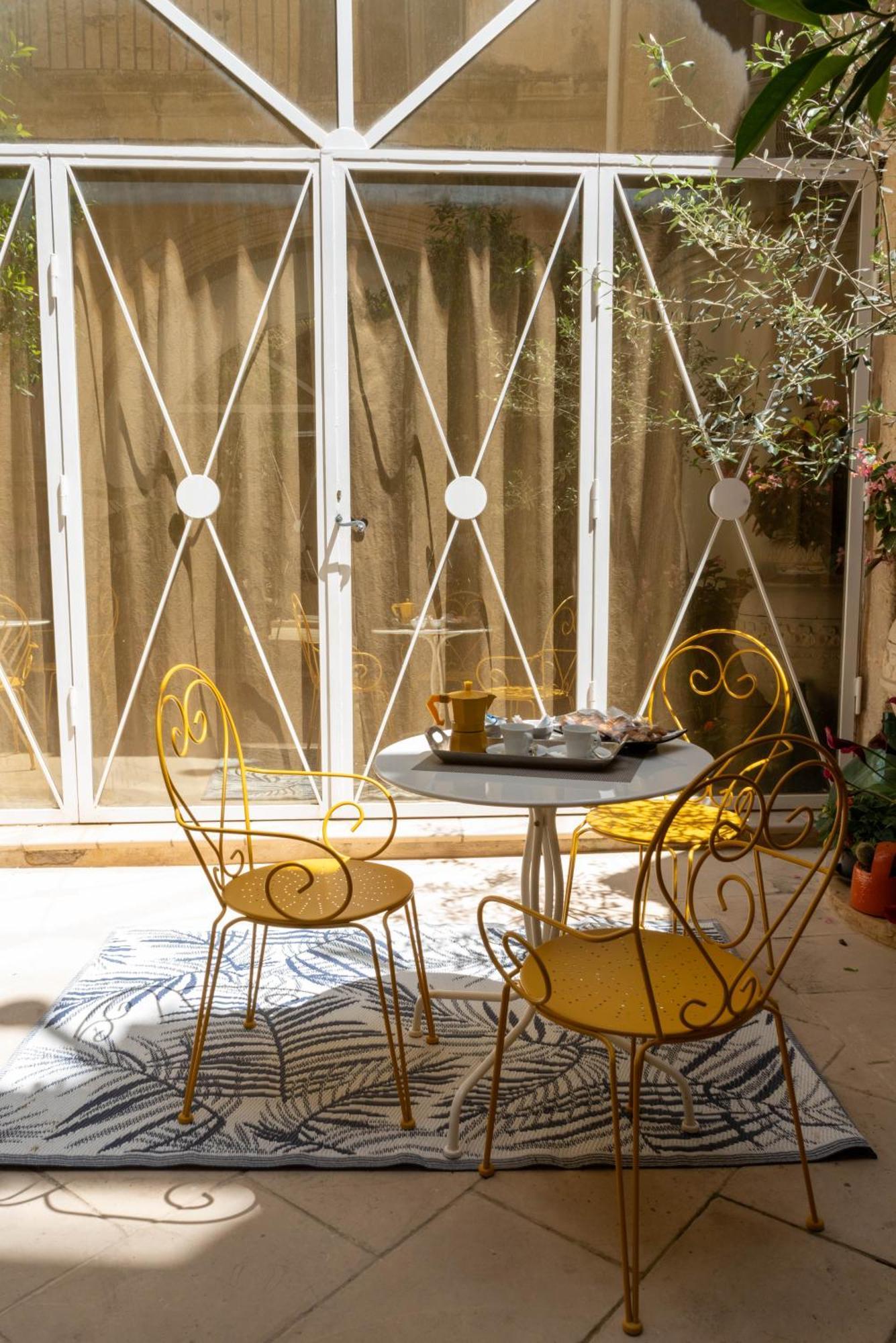 B&B Corte Dei Memoli Di Margiotta Giuseppina Lecce Extérieur photo