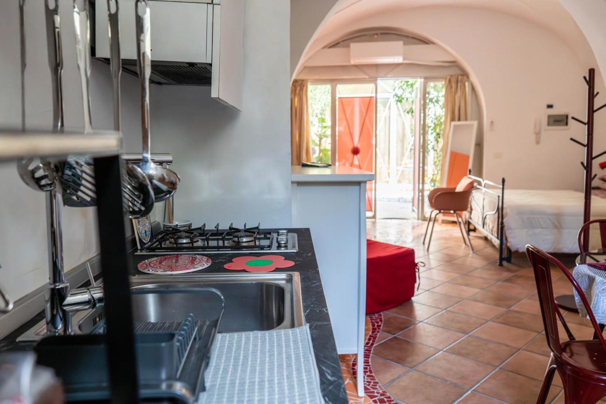 B&B Corte Dei Memoli Di Margiotta Giuseppina Lecce Extérieur photo