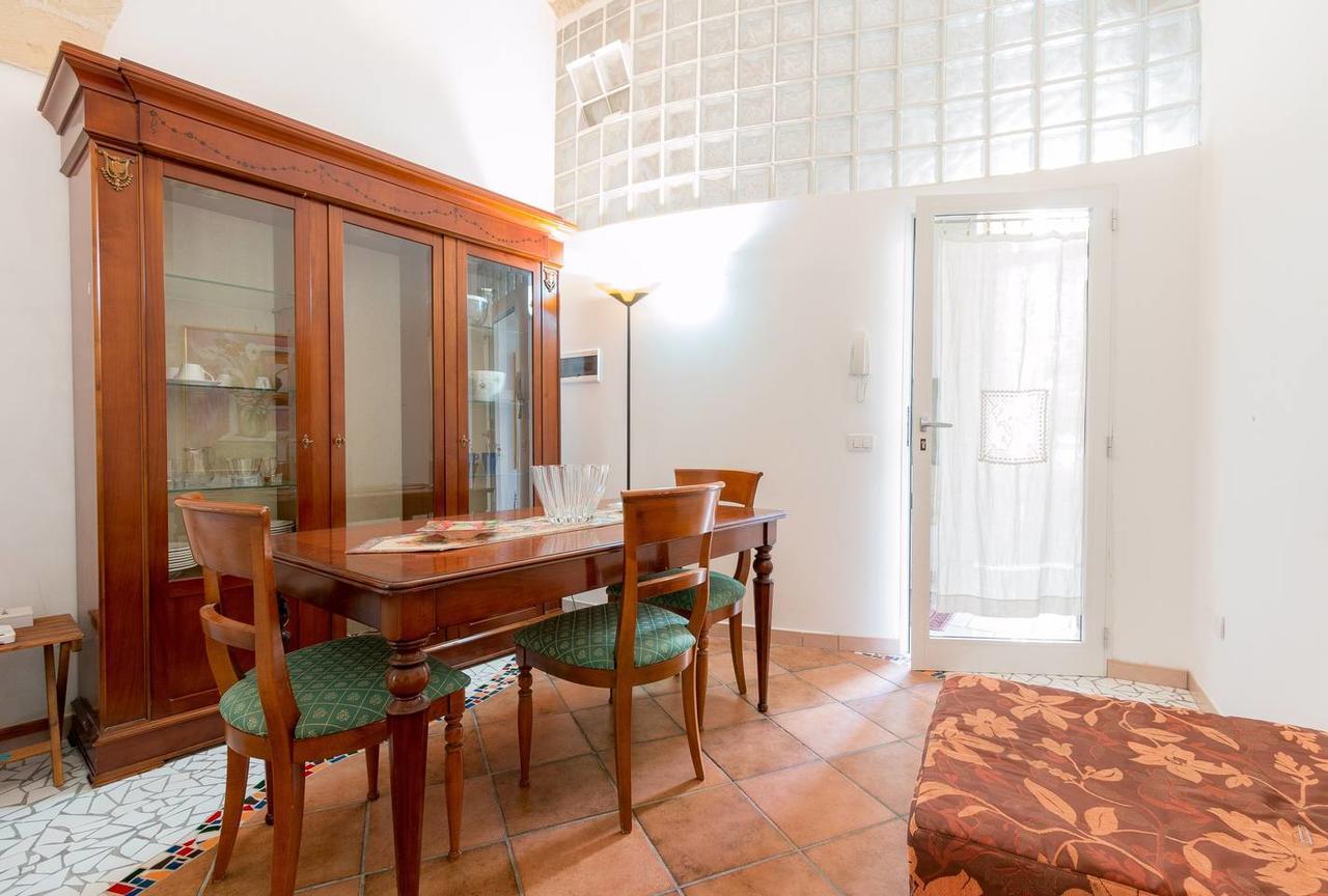 B&B Corte Dei Memoli Di Margiotta Giuseppina Lecce Extérieur photo